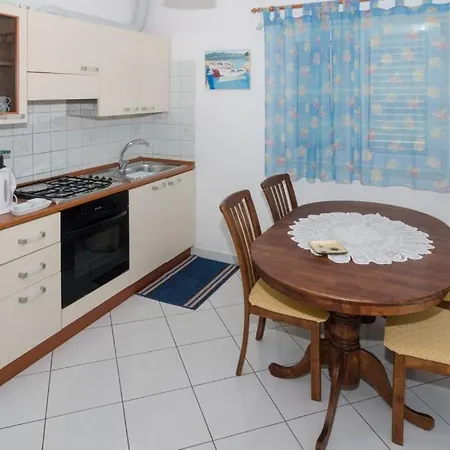 In With Sea View, Terrace, Air Conditioning, Wifi 114-2 Apartment *