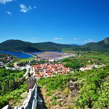 Apartment In With Sea View, Terrace, Air Conditioning, Wifi 114-2 Orebic