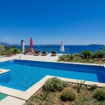 In With Sea View, Terrace, Air Conditioning, Wifi 114-2 شقة *