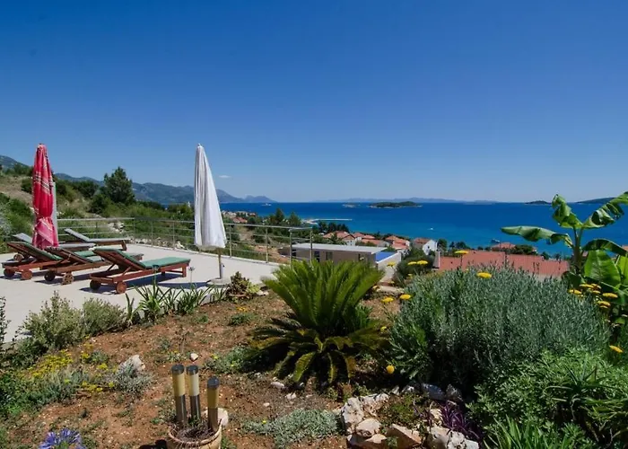 In With Sea View, Terrace, Air Conditioning, Wifi 114-2 *